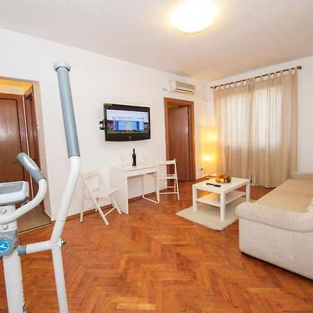 Universitate 1 Apartament Bukareszt Zewnętrze zdjęcie